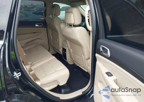 2021 Jeep Grand Cherokee Laredo E 4X2 from USA, damaged, VIN 1C4RJEAG5MC830930